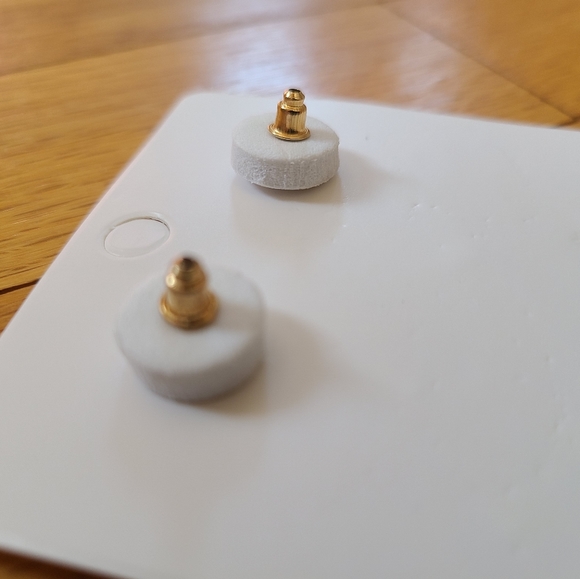 🍍 Pineapple Crystal Earrings Brand New - Picture 6 of 9